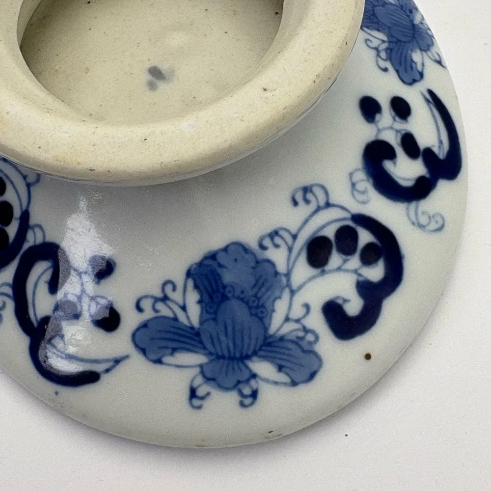 Vintage Pedestal Chinoiserie Blue and White Floral Ceramic Soap Dish